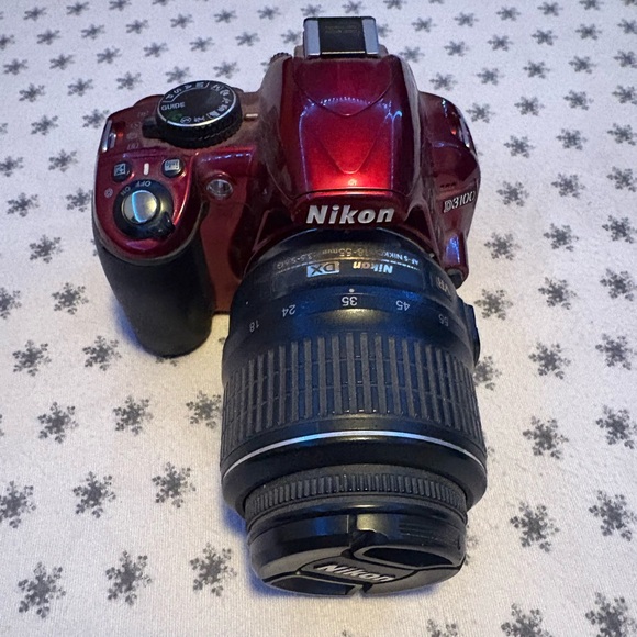 Nikon Red DSLR Camera - Picture 1 of 5